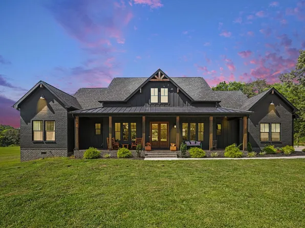 5456 Epps Rd, Southside, TN 37171