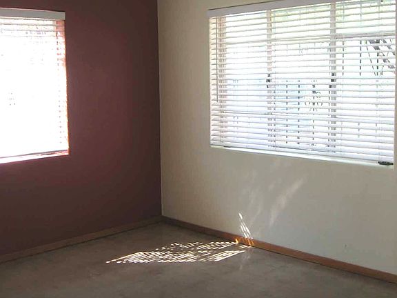 3rd image of 31 S Grande Ave