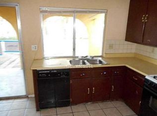 2559 Pine Creek Rd, Las Vegas, NV 89115