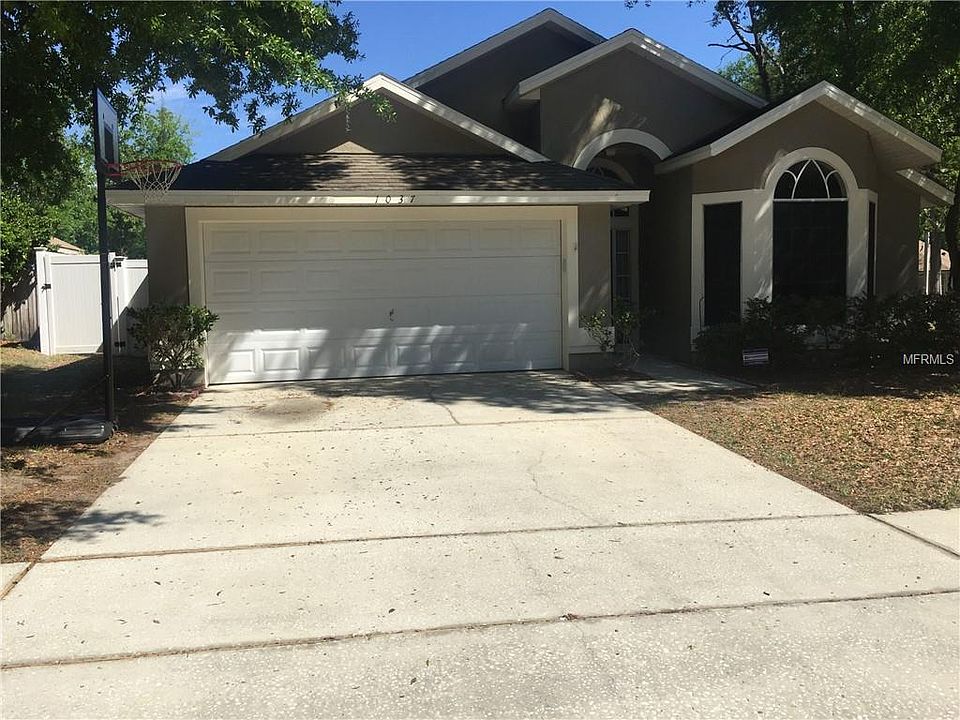 1st image of 1037 Royal Oaks Dr #0