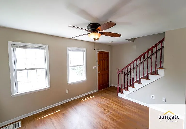 5319 Wasena Ave — Photo 5