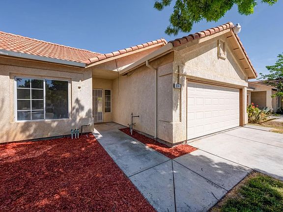 3rd image of 814 El Pinal Ln