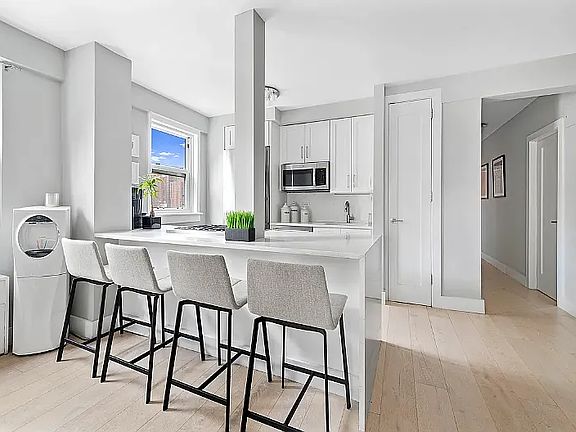 5th image of 445 E 86th St #14CC