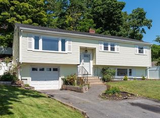 64 Moulton Park Rd, Framingham, MA 01702