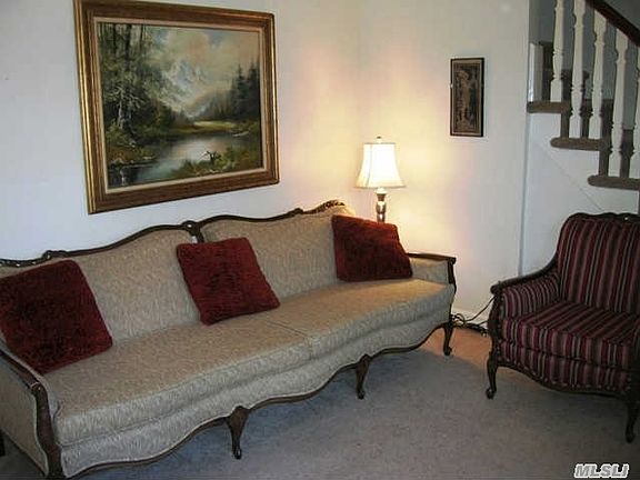 3rd image of 11568 232nd St