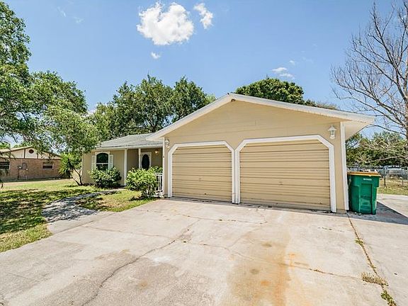 3rd image of 1082 Liza St