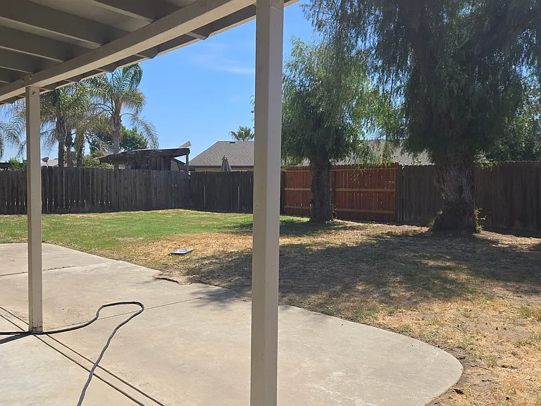 2146 Neill Way — Photo 10