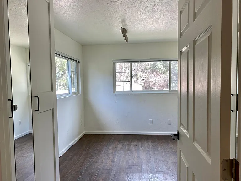 13936 Fernbrook Dr — Photo 7