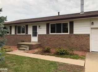 47918 Jefferson Ave, Chesterfield, MI