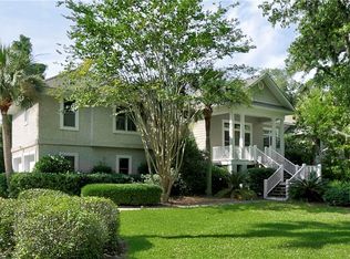 123 Palm Dr, Saint Simons Island, GA 31522