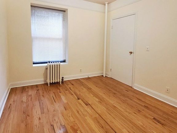 4th image of 115 W 16th St #218