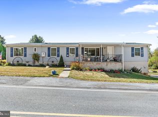 40 Seymour Dr, Myerstown, PA 17067