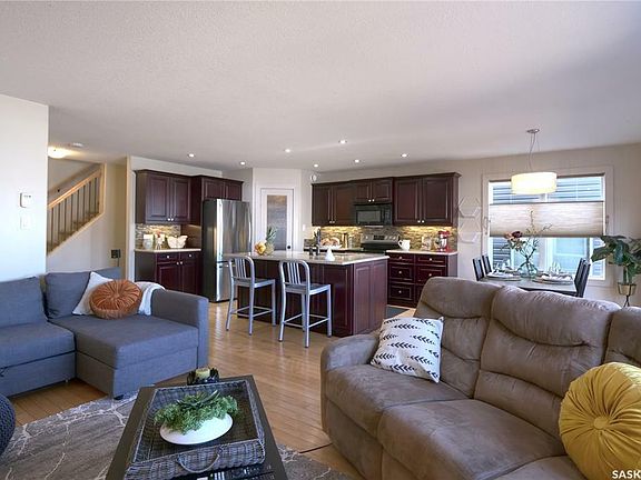 3rd image of 15 Everton Cres