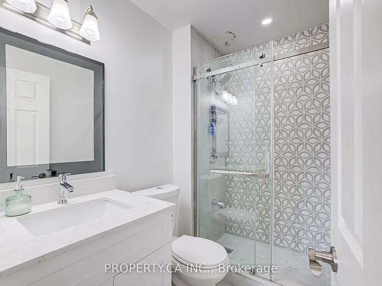 966 Inverhouse Dr #109 — Photo 17