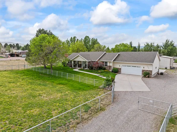 130 S 300 E, Annabella, UT 84711