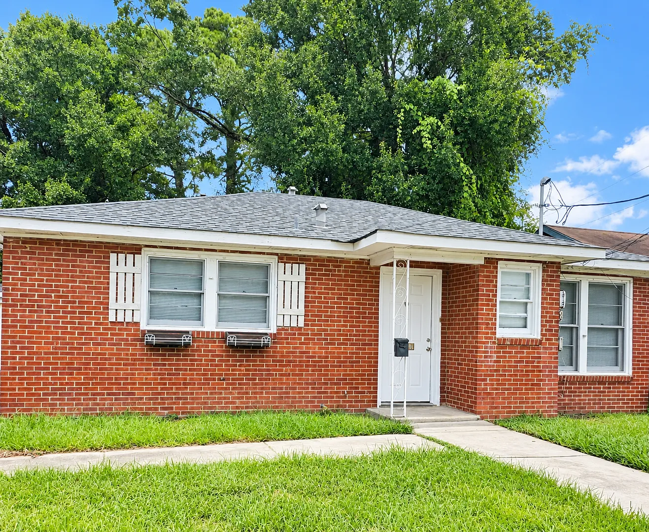 3047 Evangeline Street (2 Bed/1 Bath) — Photo 1