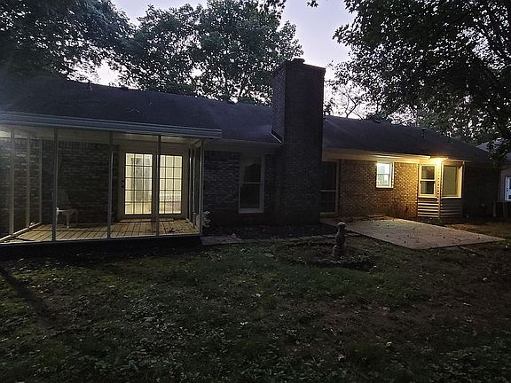 5th image of 2819 Edward Dr