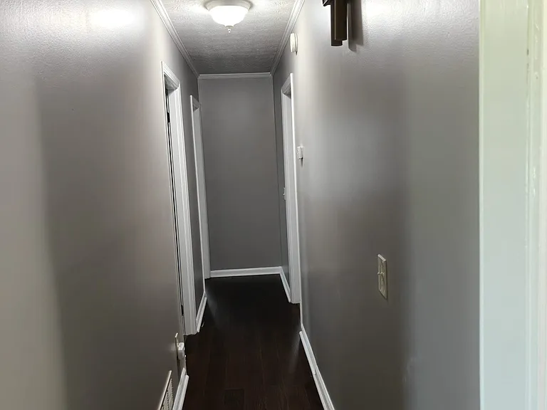 119 Bonnie Ln — Photo 3
