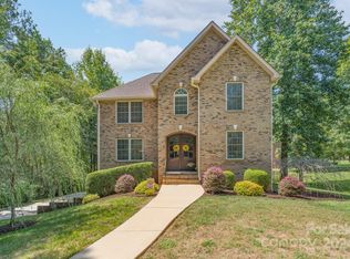1622 Huntcliff Dr, Rock Hill, SC 29732