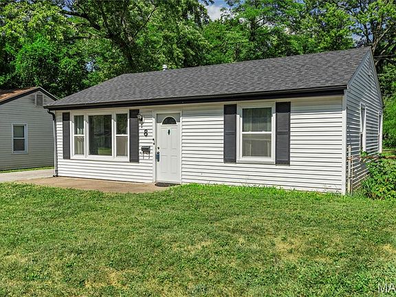 2nd image of 8 McNulty Dr