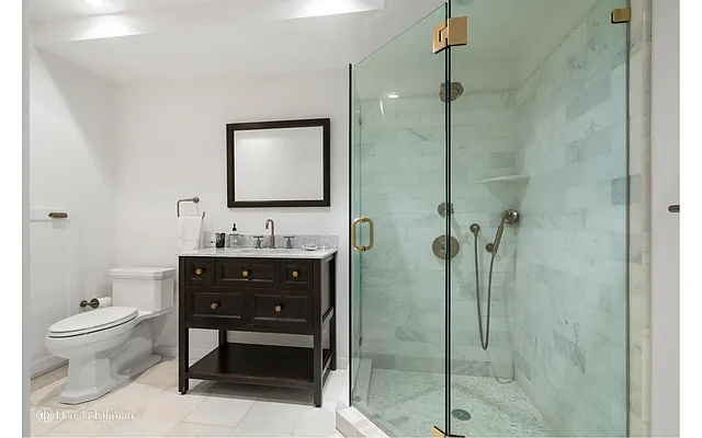Rented by Douglas Elliman | media 4