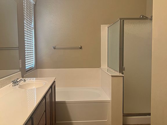 3rd image of 30172 N 71st Ave