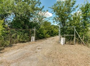 5503 Airport Dr, Denison, TX 75020