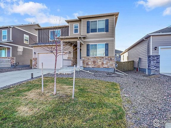 3rd image of 811 Elias Tarn Dr