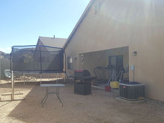 3rd image of 2740 N Tanner St