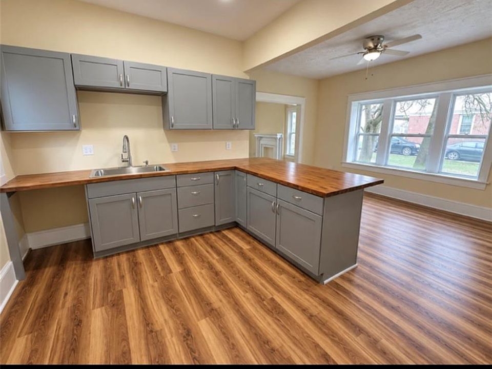 2nd image of 2018 E 35th St