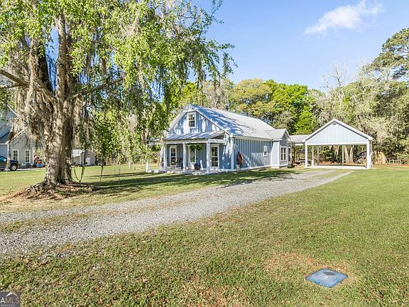 2nd image of 167 Cove Rd