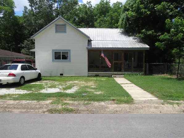 521 S Border St, Benton, AR 72015