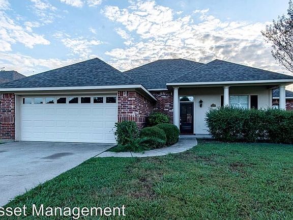 2nd image of 4235 Parkridge Dr