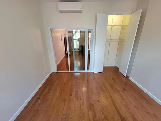 Rented by Downtown Mgt & Realty LLC | media 5