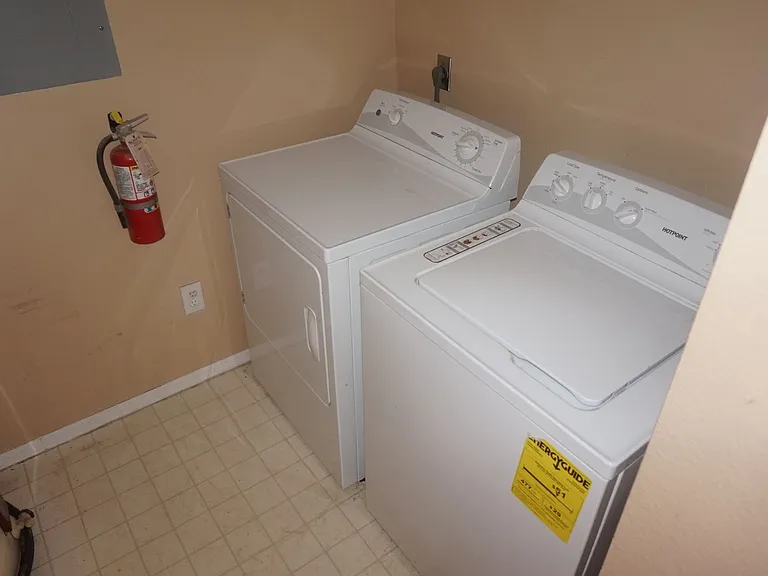 417 Summit Ridge Pl #211 — Photo 11