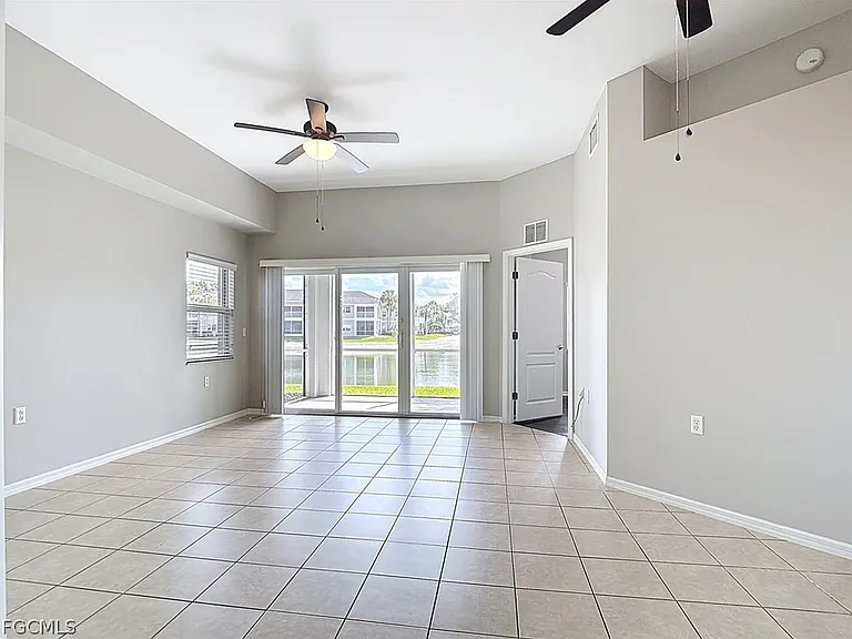 12151 Summergate Cir #R101 — Photo 12