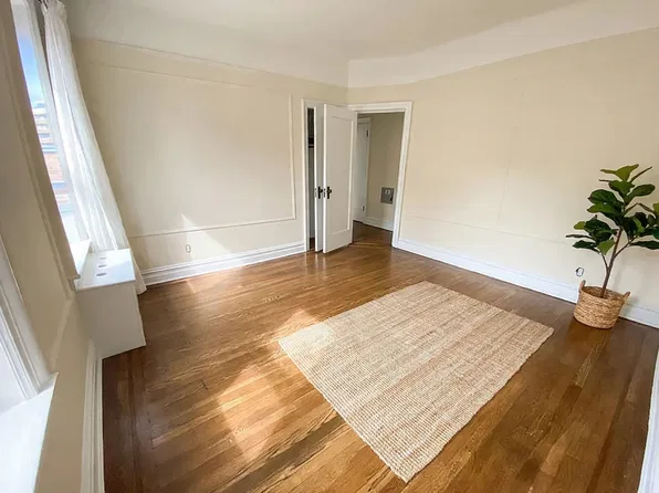 (undisclosed Address), Flushing, NY 11355