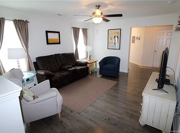 2nd image of 6013 Halliwell St #38