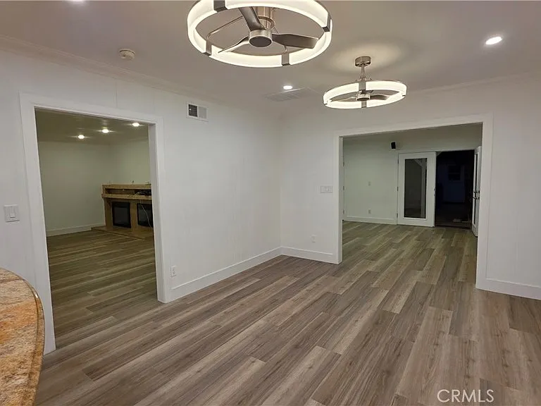 18224 Chatsworth St — Photo 18