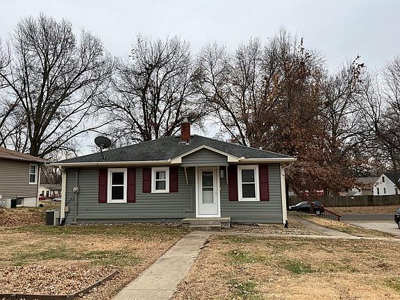 4th image of 3431 Sacramento St S