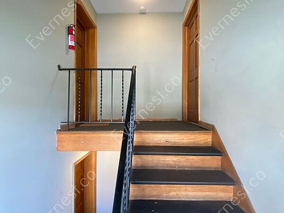 3rd image of 1305 King Ave #1307-D
