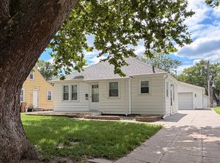 2526 Hancock St, Bellevue, NE 68005