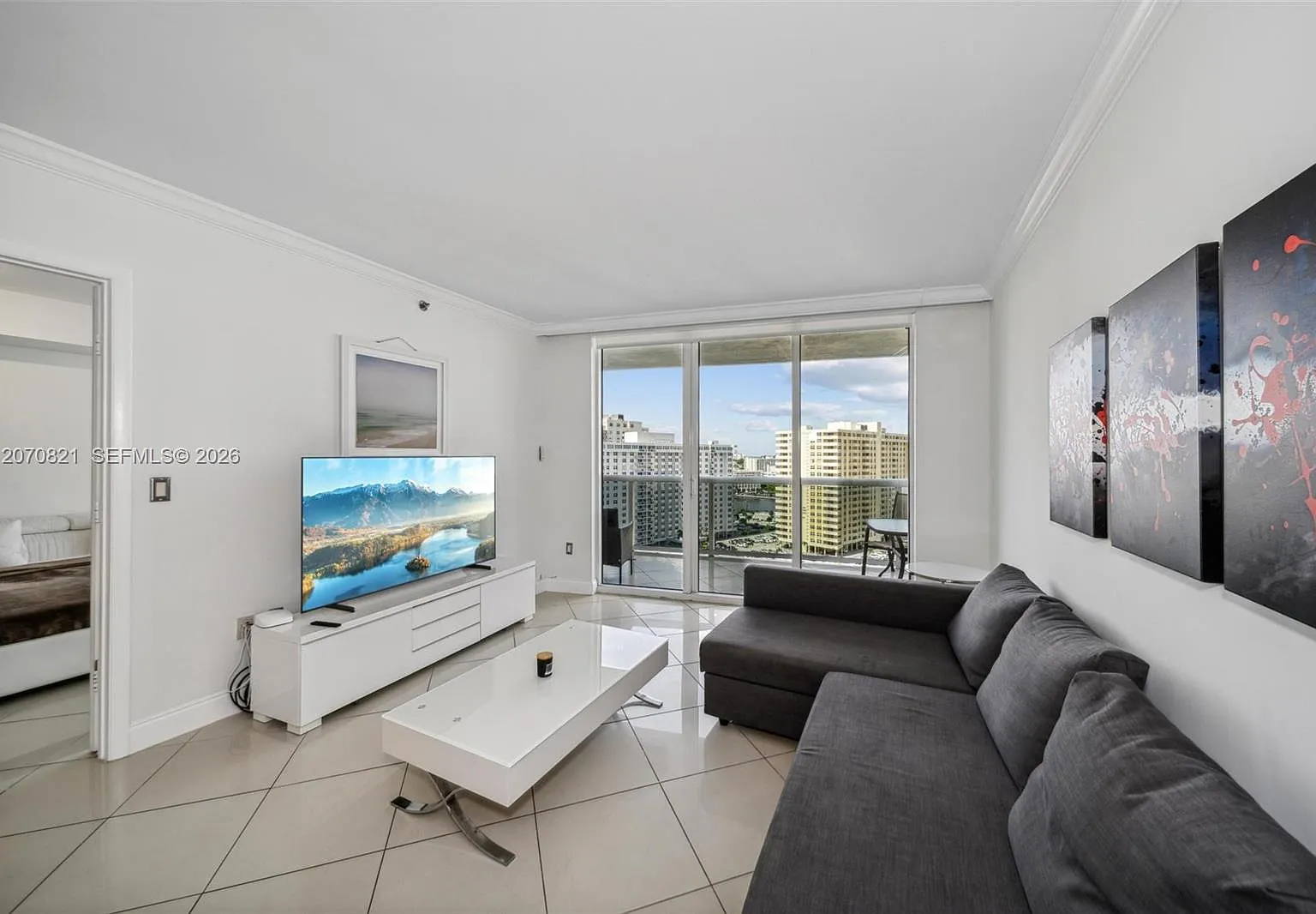 Beach Club Three Condo — Photo 1