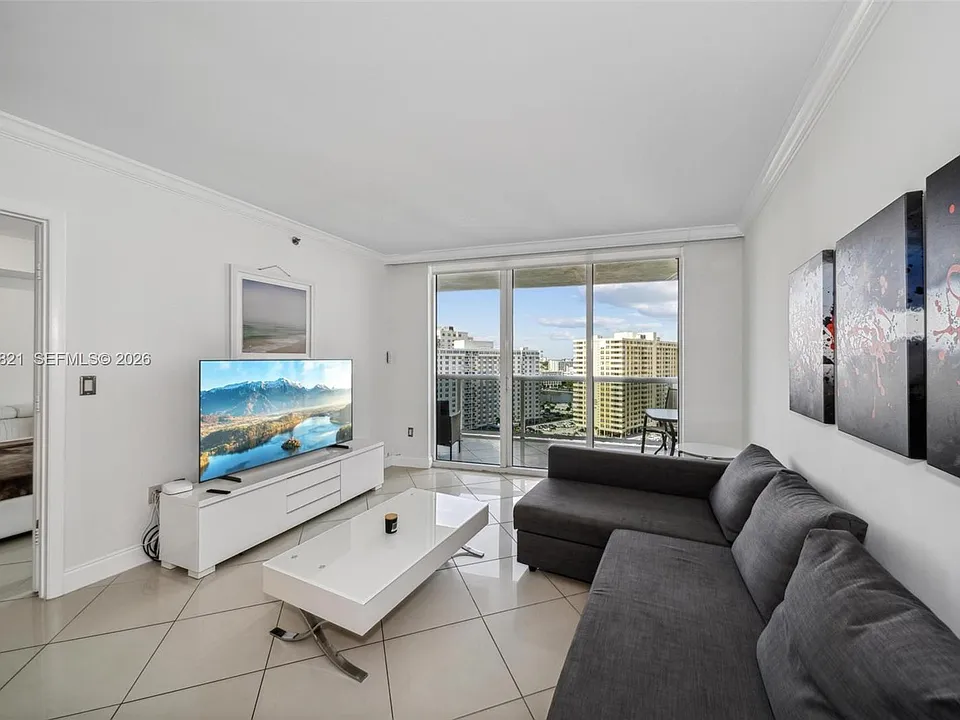 1800 S Ocean Dr #1406