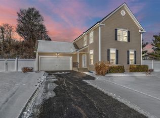 22 Meadow Wood Ln, Wappingers Falls, NY 12590