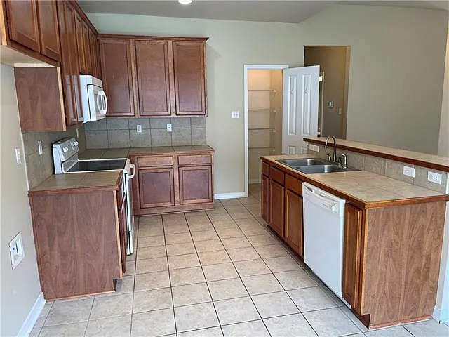 70045 3rd St — Photo 3