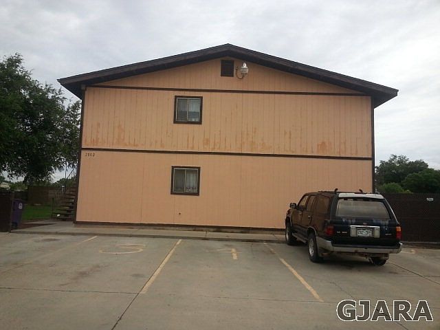 Building Photo 3