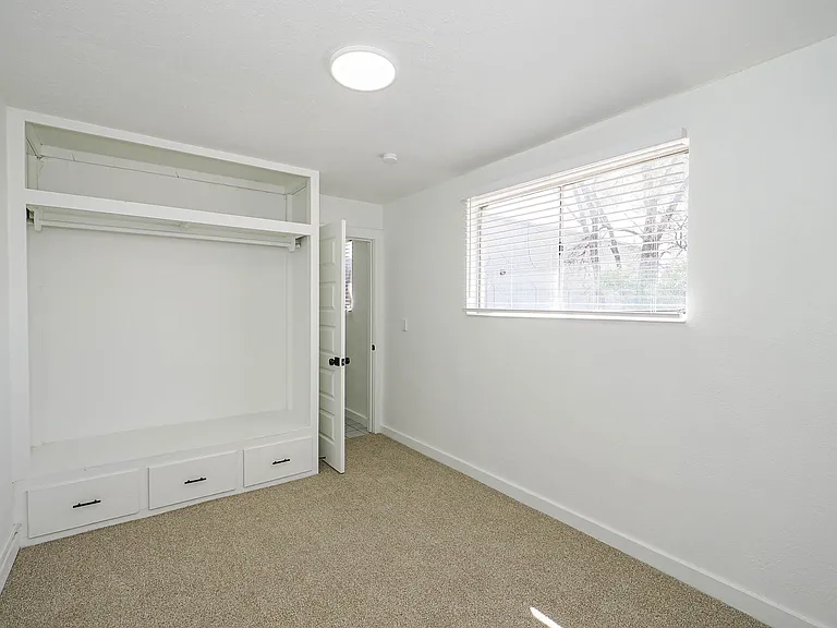 843 W Emeril Ave — Photo 19