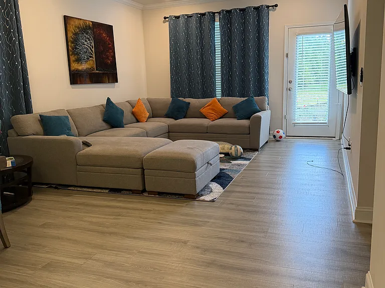 1212 Foster Holly Ave NW — Photo 3