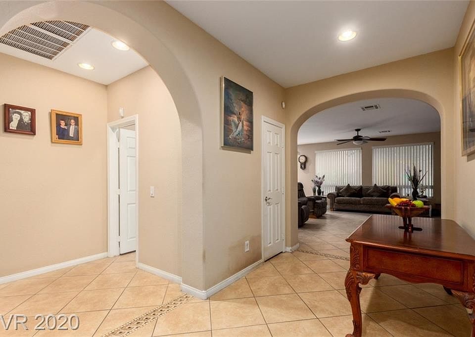 1st image of 9743 Ventura Mountain St